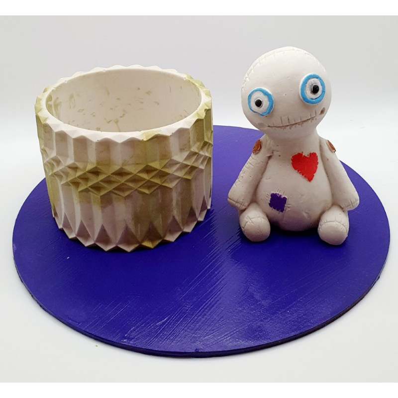 Plateau pot et poupée vaudou